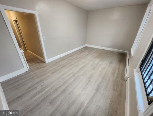 348 W QUEEN LANE