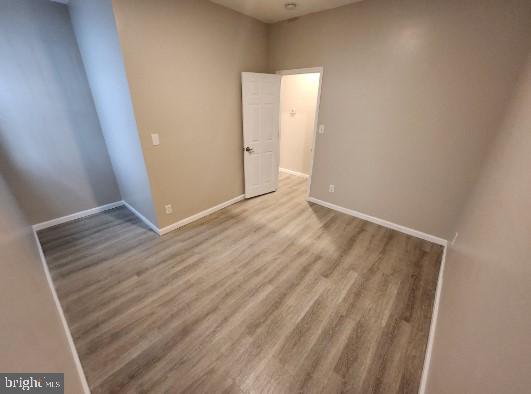 346 W QUEEN LANE 1