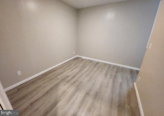 346 W QUEEN LANE 1