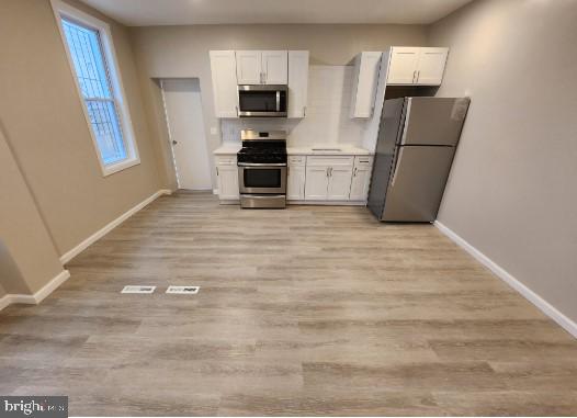 346 W QUEEN LANE 1
