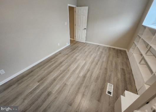 346 W QUEEN LANE 1
