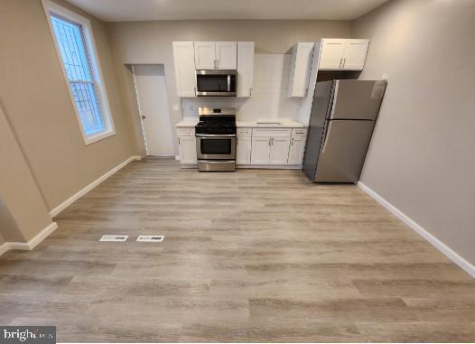 346 W QUEEN LANE 1