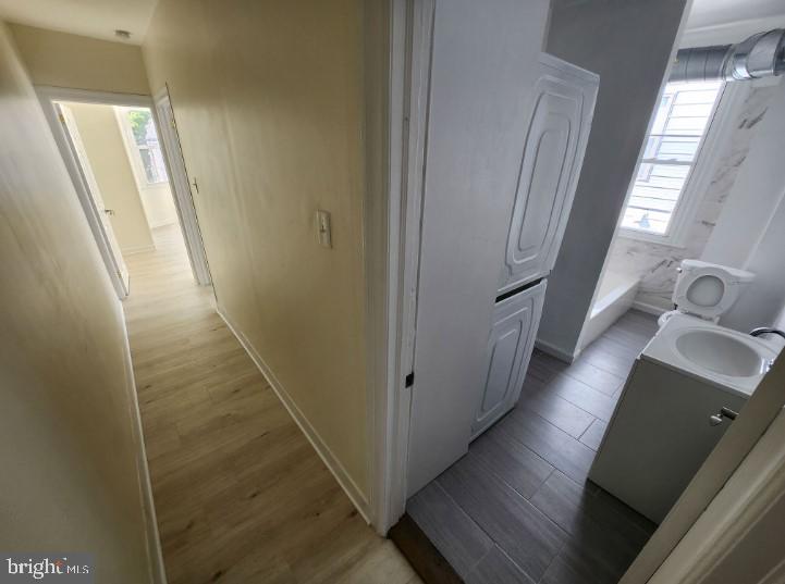 346 W QUEEN LANE 2