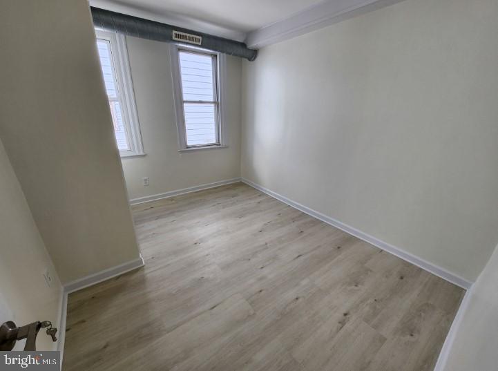 346 W QUEEN LANE 2