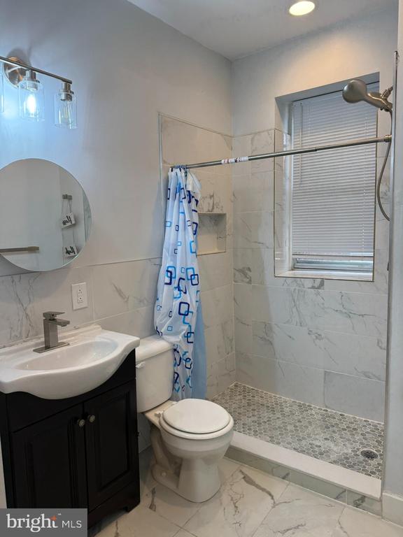 5330 ANGORA TERRACE 1