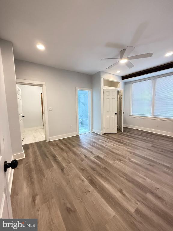 5330 ANGORA TERRACE 1