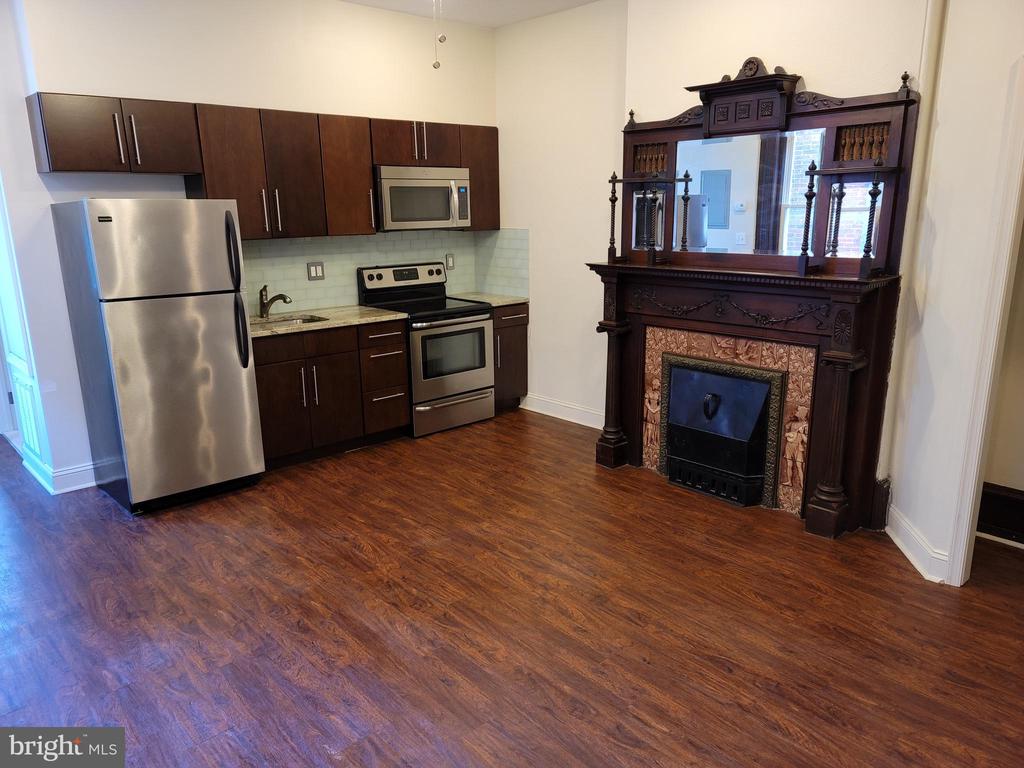 1232 S BROAD STREET 2R