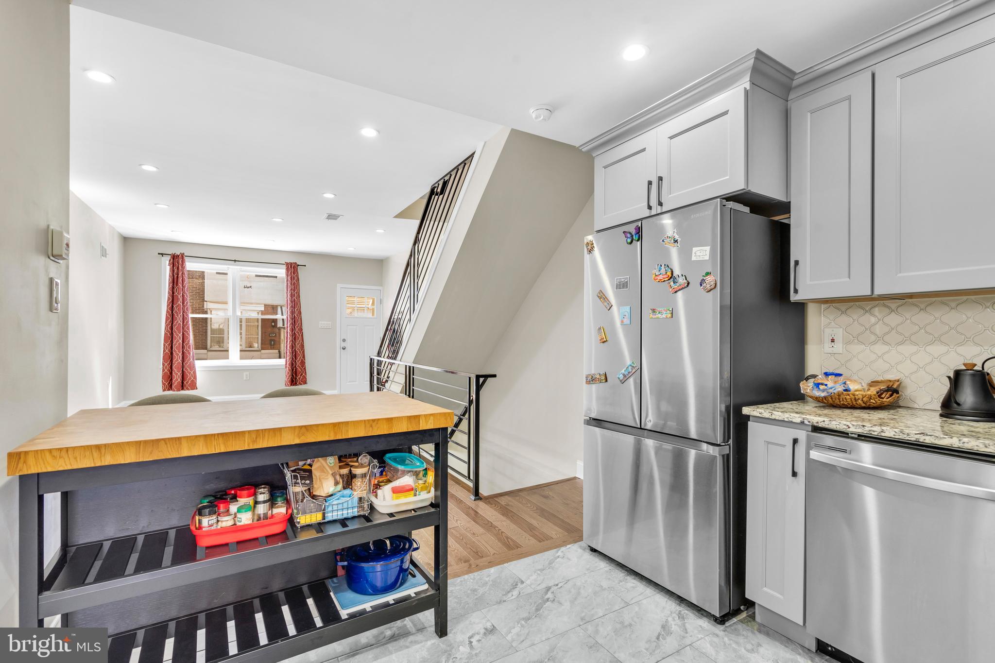 113 ROSEBERRY STREET