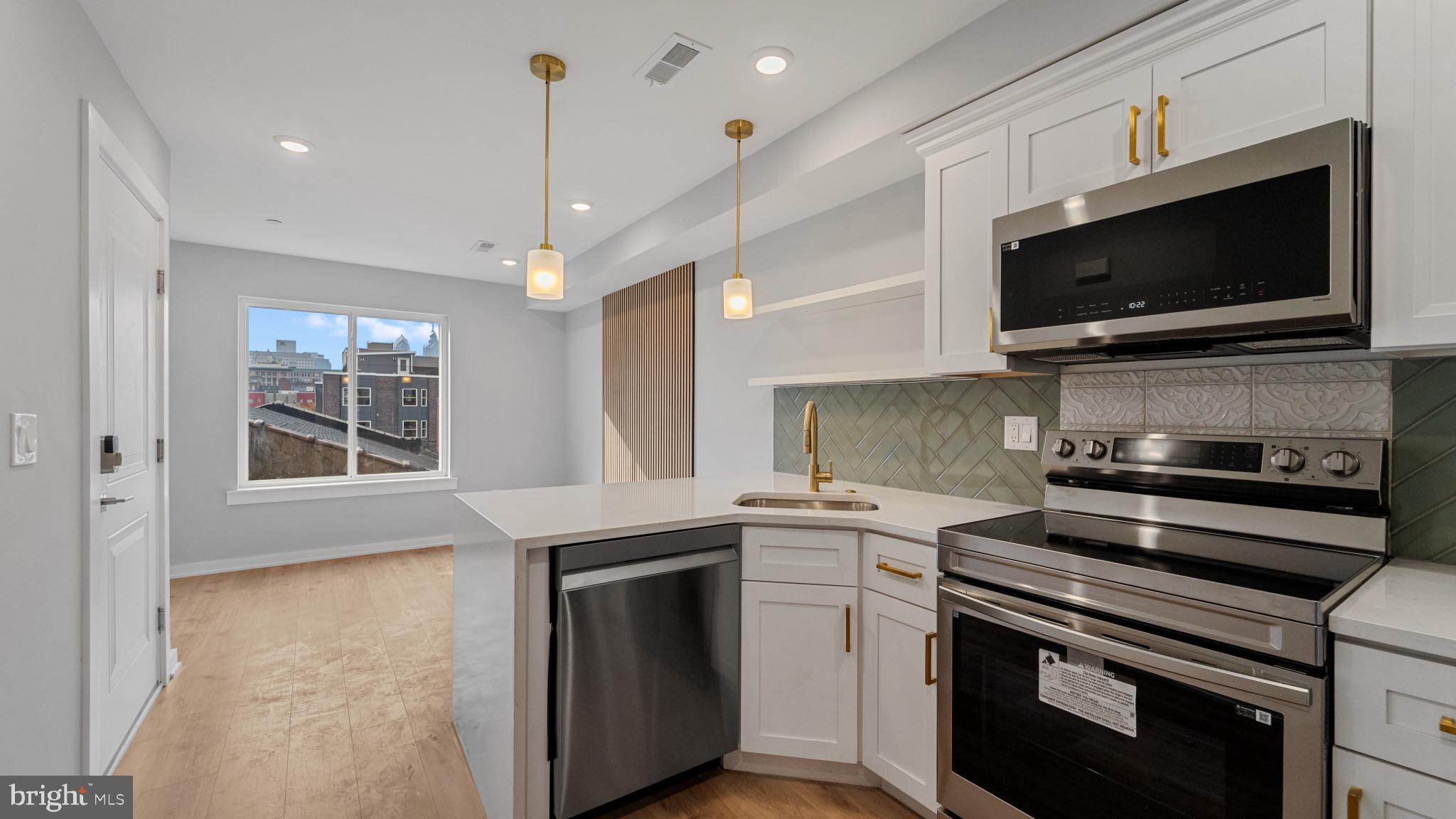 1432 OGDEN STREET 2