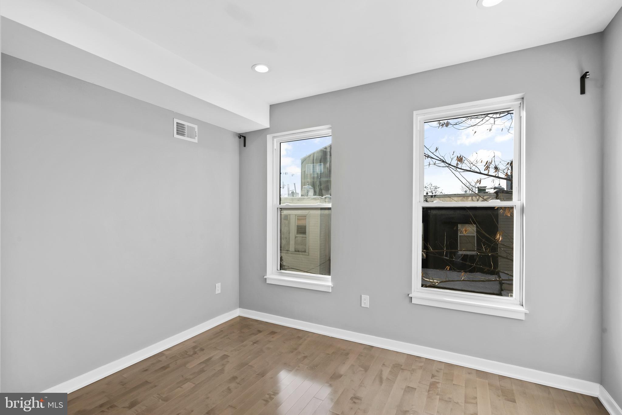 516 PIERCE STREET