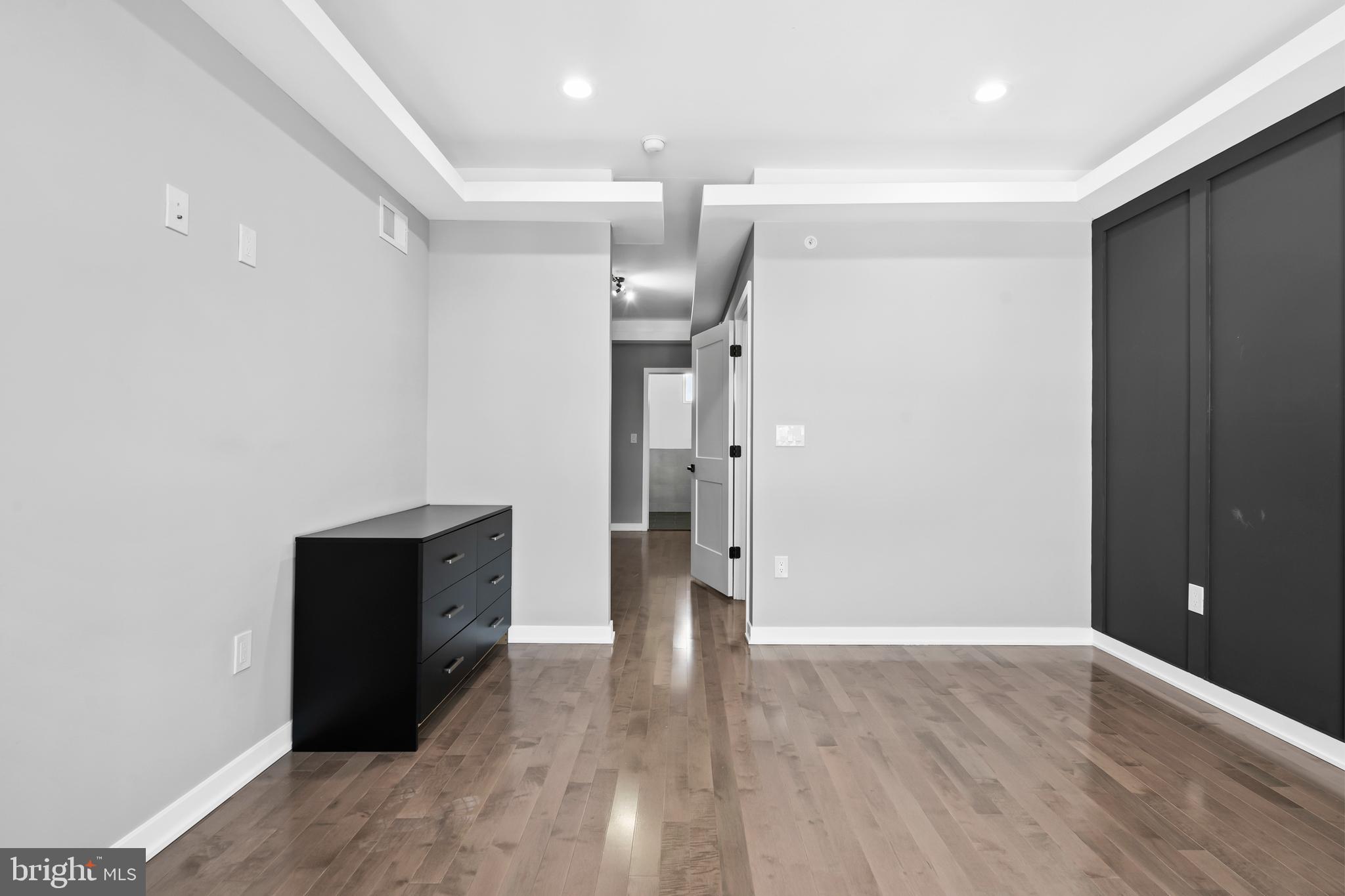 516 PIERCE STREET