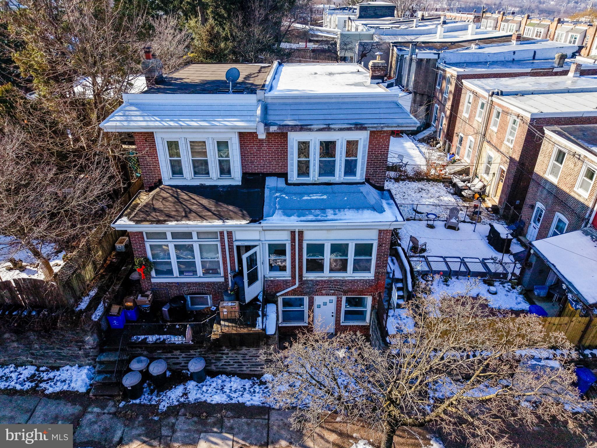 4004 MITCHELL STREET