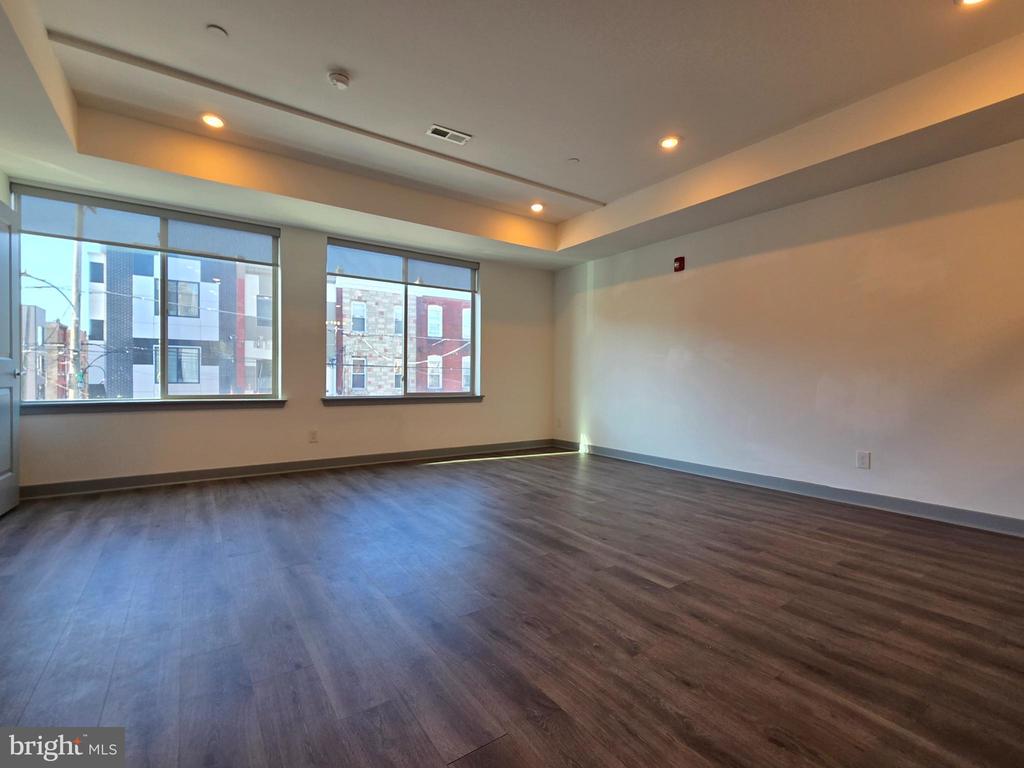 413 W BERKS STREET UNIT 2