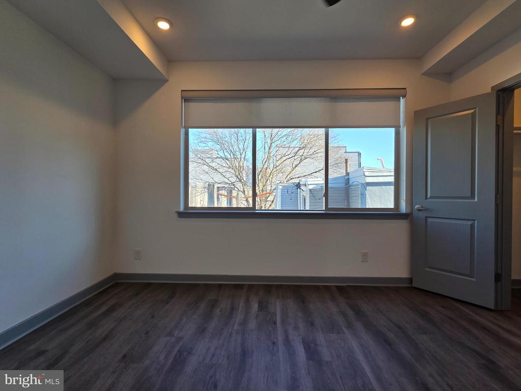 413 W BERKS STREET UNIT 2