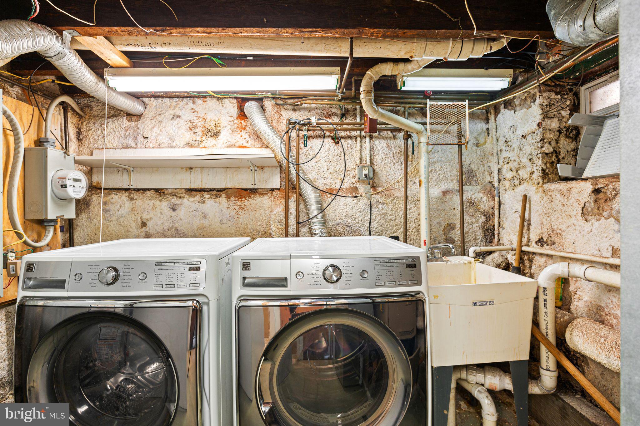 2416 S BOUVIER STREET