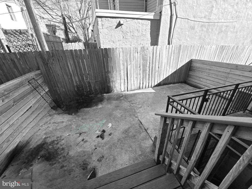413 W BERKS STREET UNIT 1