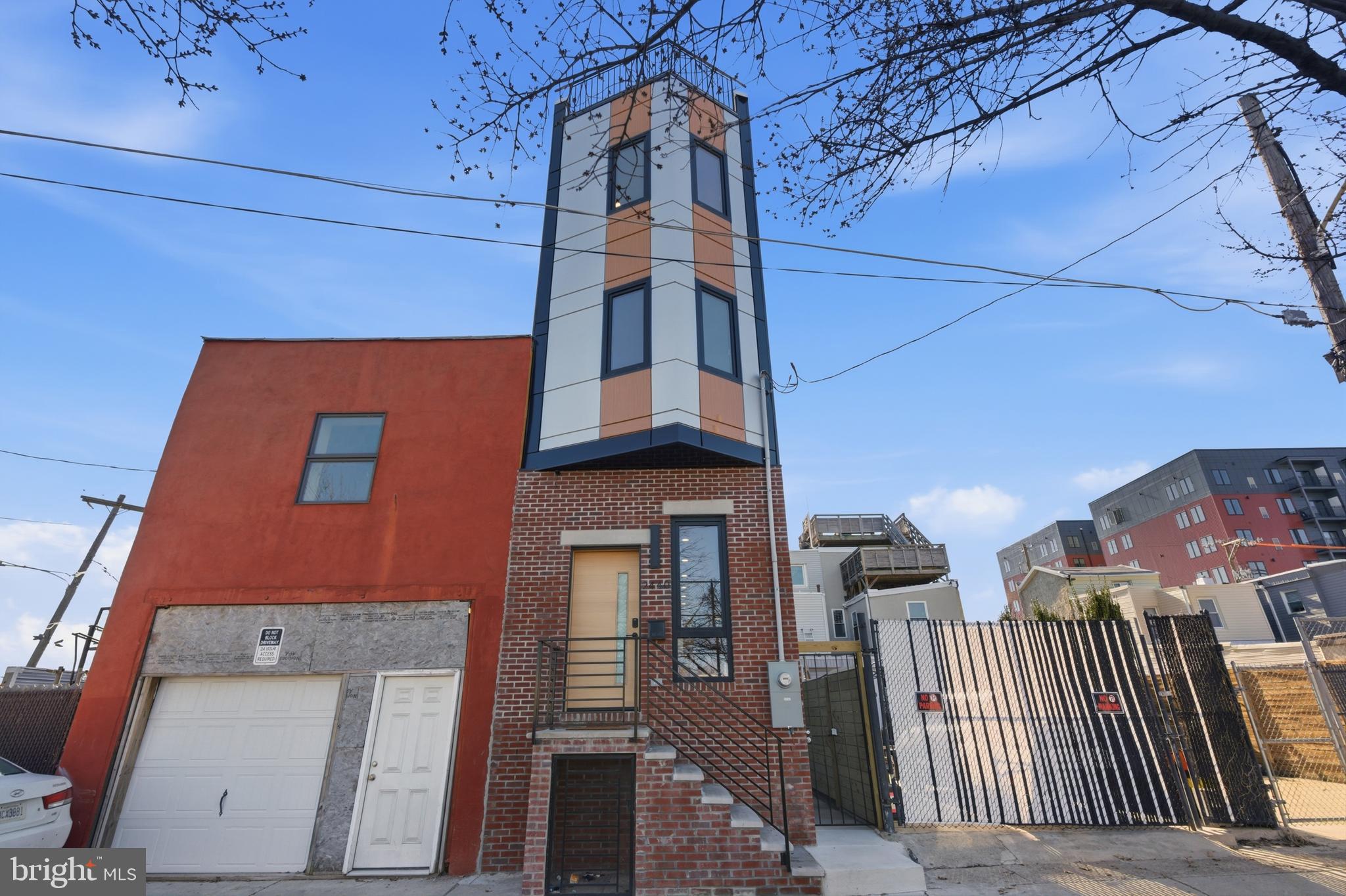 2440 E HAROLD STREET
