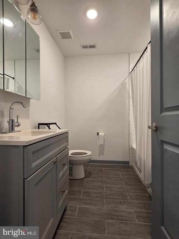 417 W BERKS STREET Unit: 2