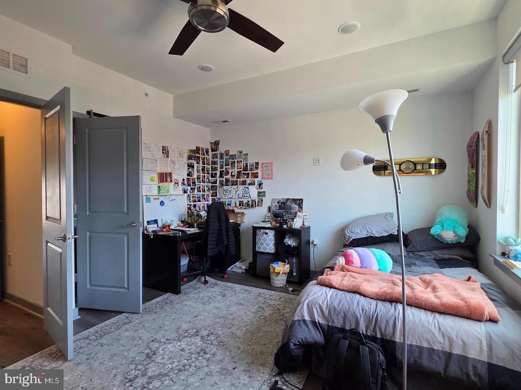 417 W BERKS STREET Unit: 2