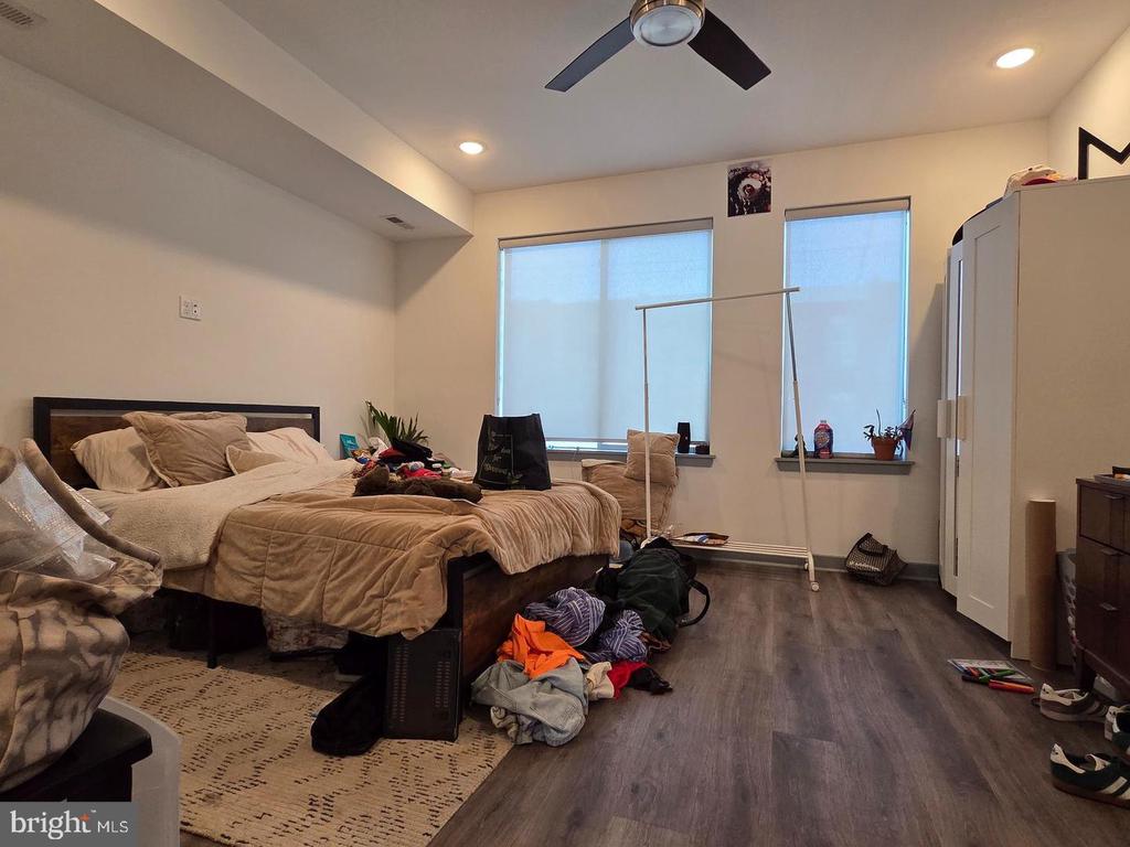 417 W BERKS STREET Unit: 2