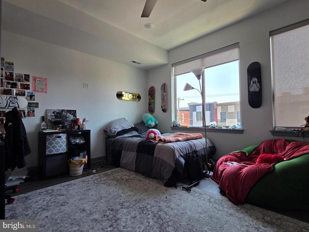 417 W BERKS STREET Unit: 2
