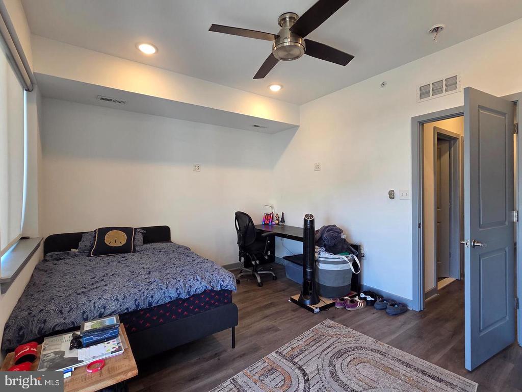 417 W BERKS STREET Unit: 2