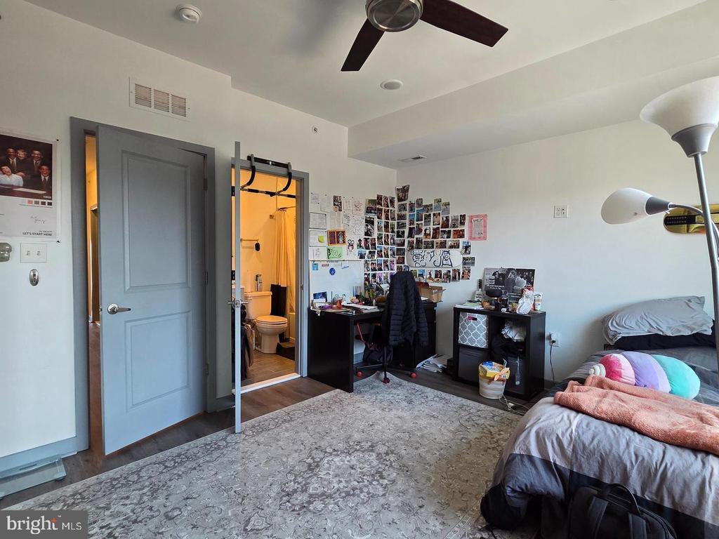 417 W BERKS STREET Unit: 2