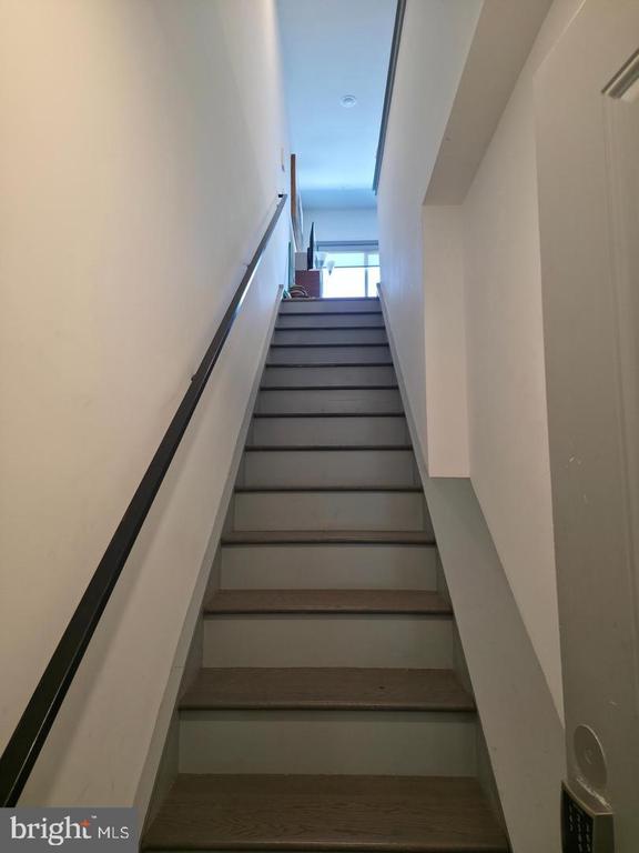 417 W BERKS STREET Unit: 2