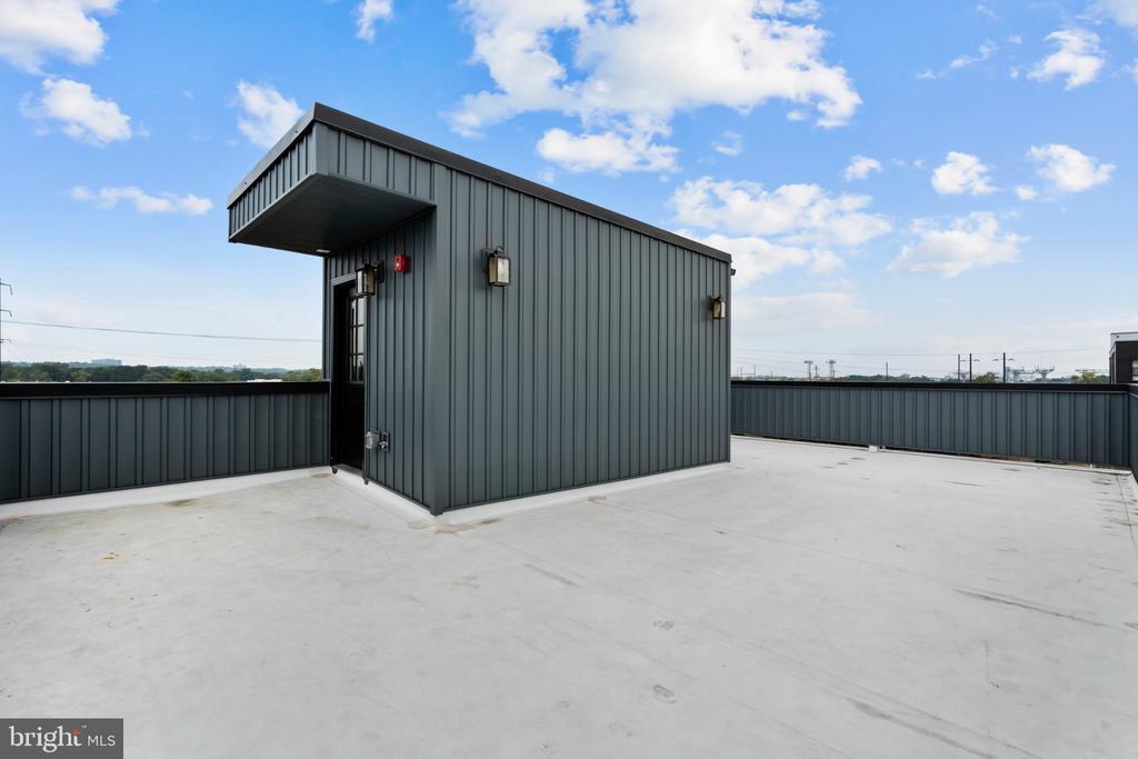 871 N PRESTON STREET Unit: 5