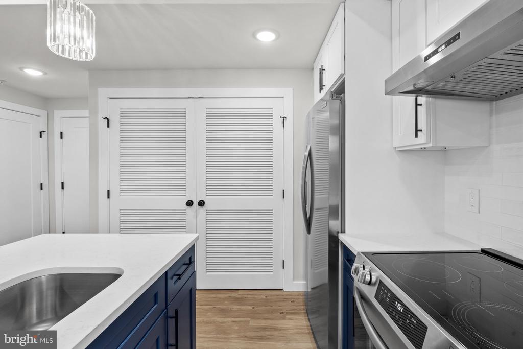 871 N PRESTON STREET Unit: 7