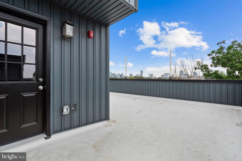 871 N PRESTON STREET Unit: 7