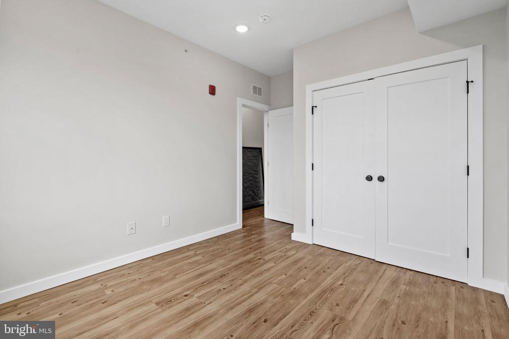871 N PRESTON STREET Unit: 7