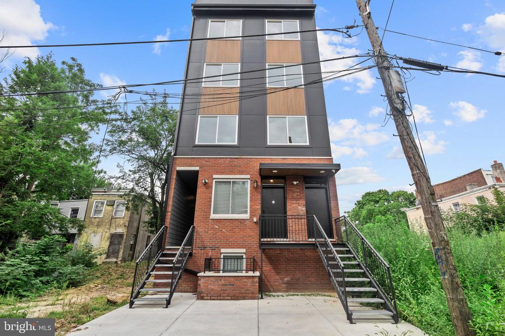 871 N PRESTON STREET Unit: 7
