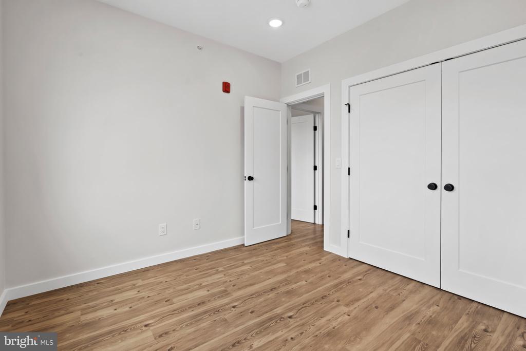 871 N PRESTON STREET Unit: 7