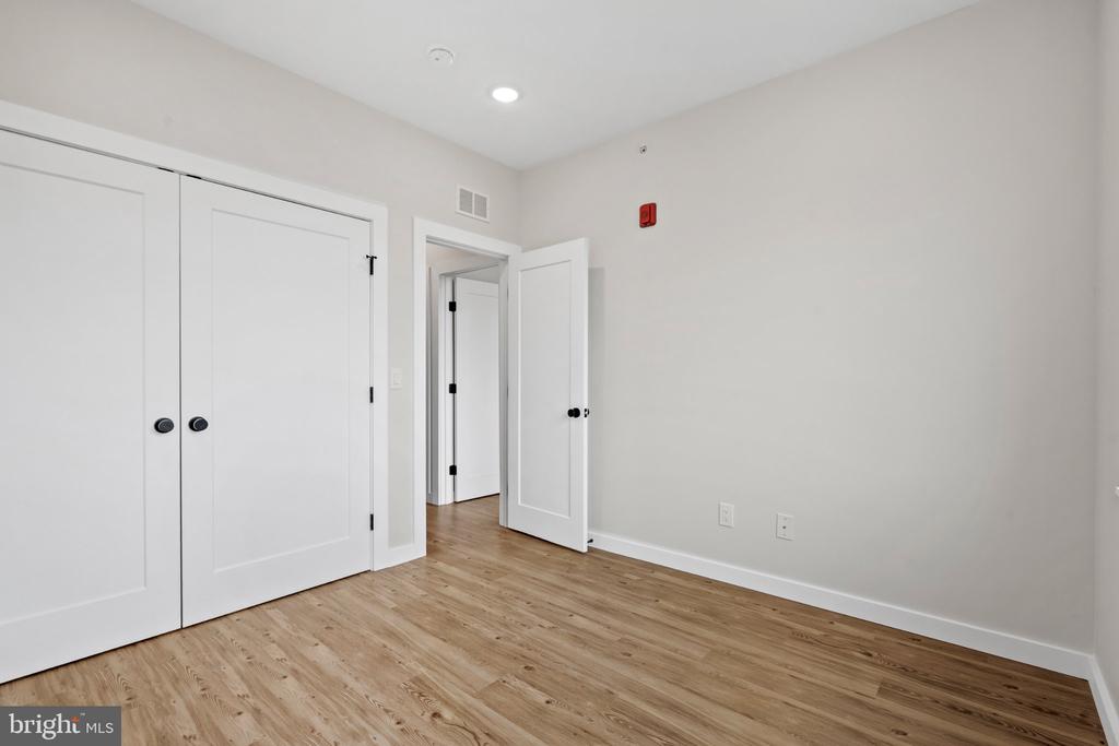 871 N PRESTON STREET Unit: 7