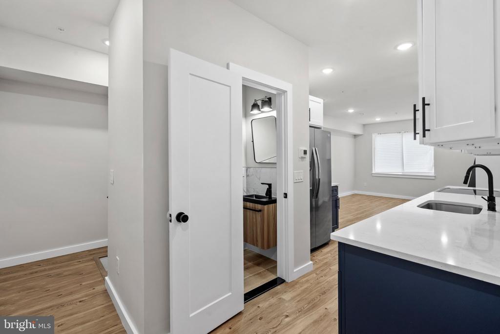 871 N PRESTON STREET Unit: 9