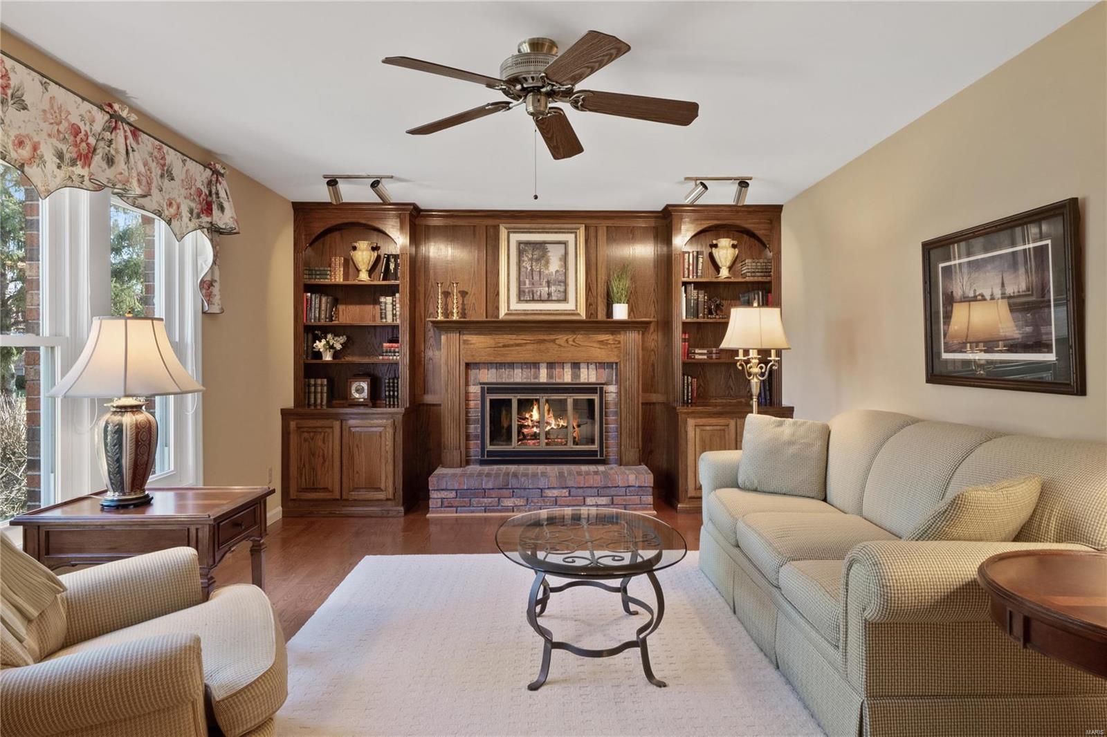 7803 Tanager Court