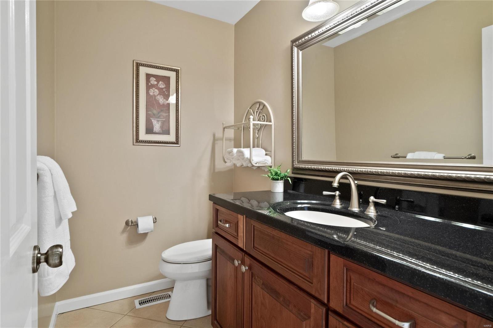 7803 Tanager Court