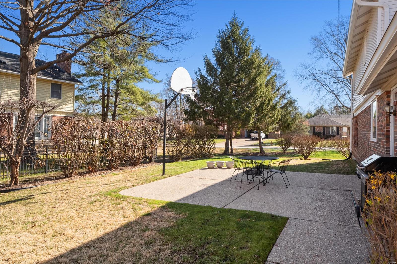 7803 Tanager Court