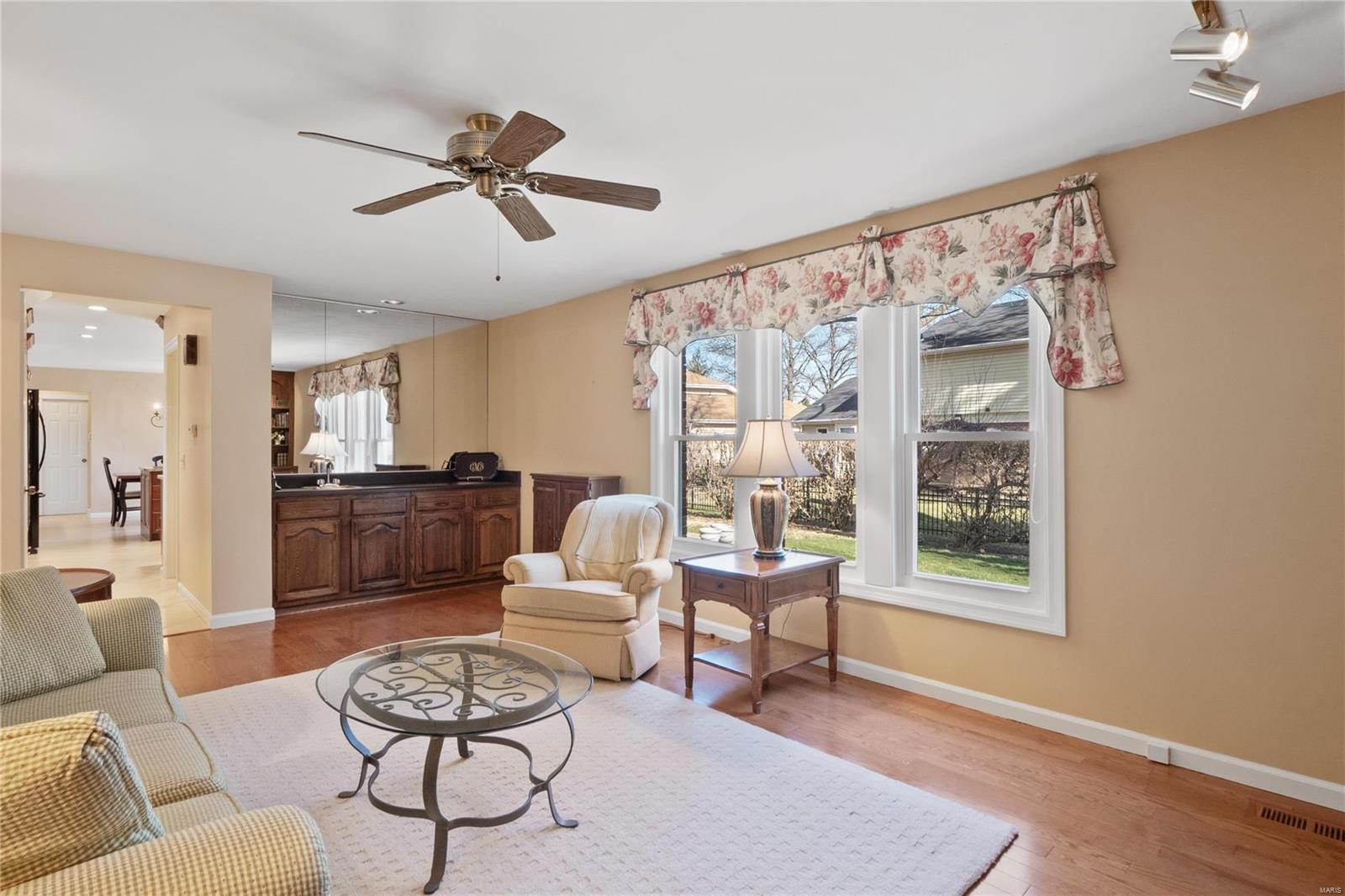 7803 Tanager Court