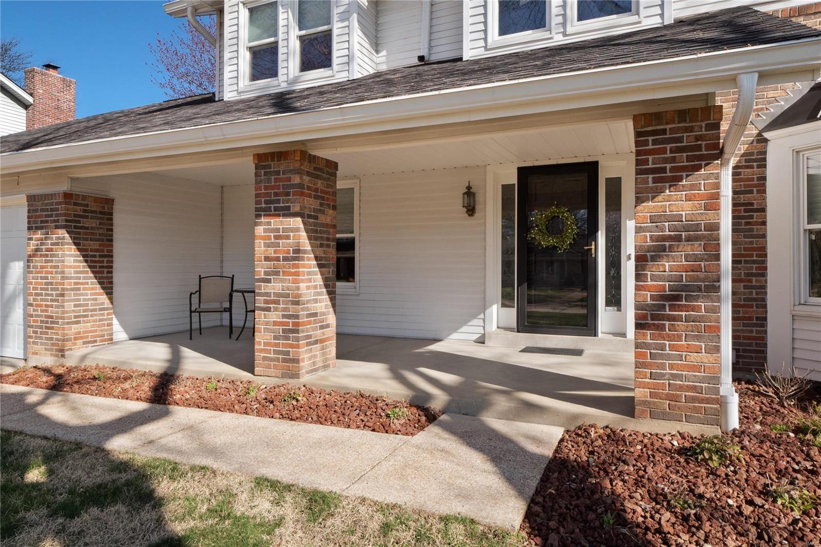 7803 Tanager Court