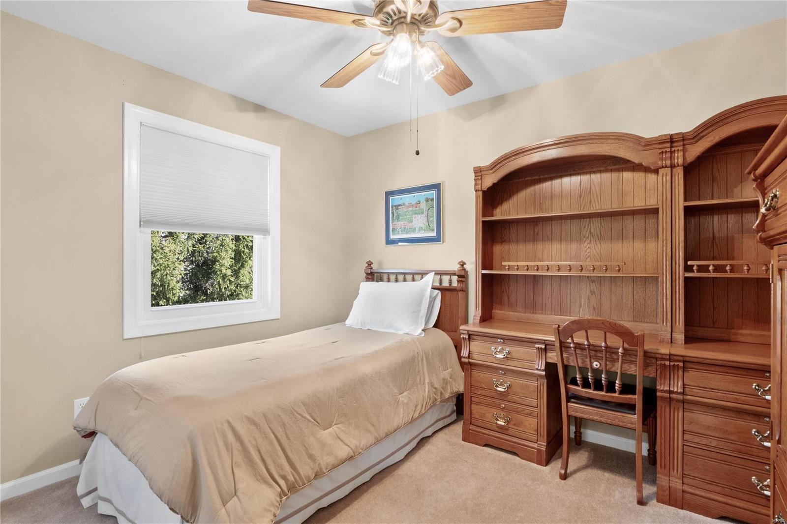 7803 Tanager Court