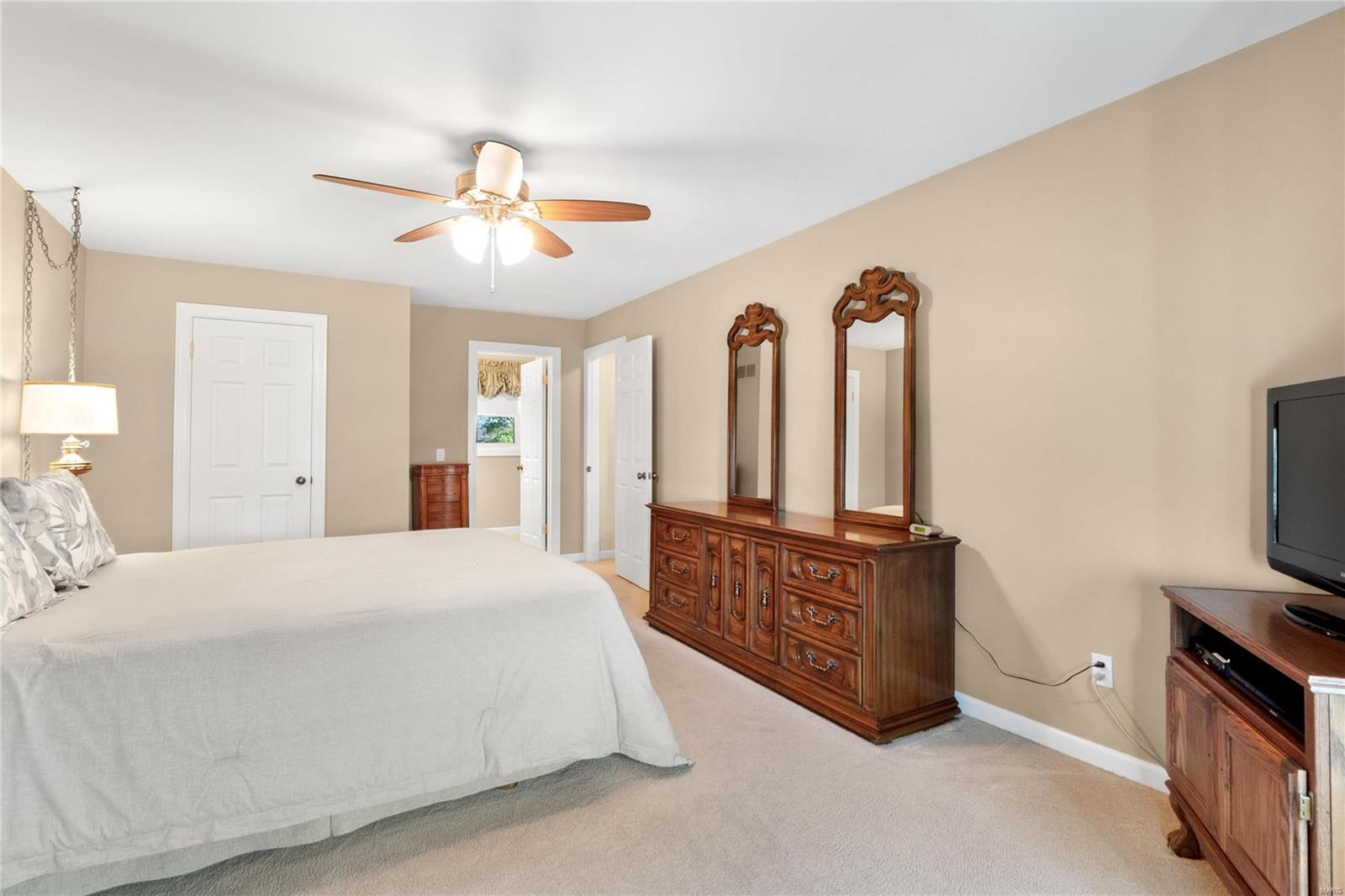 7803 Tanager Court
