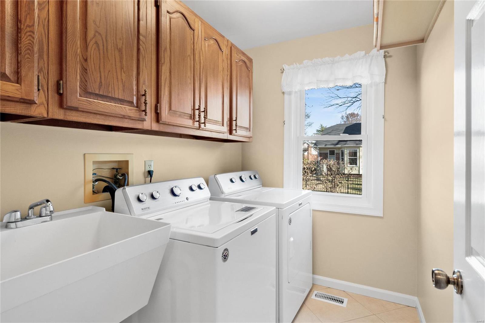 7803 Tanager Court