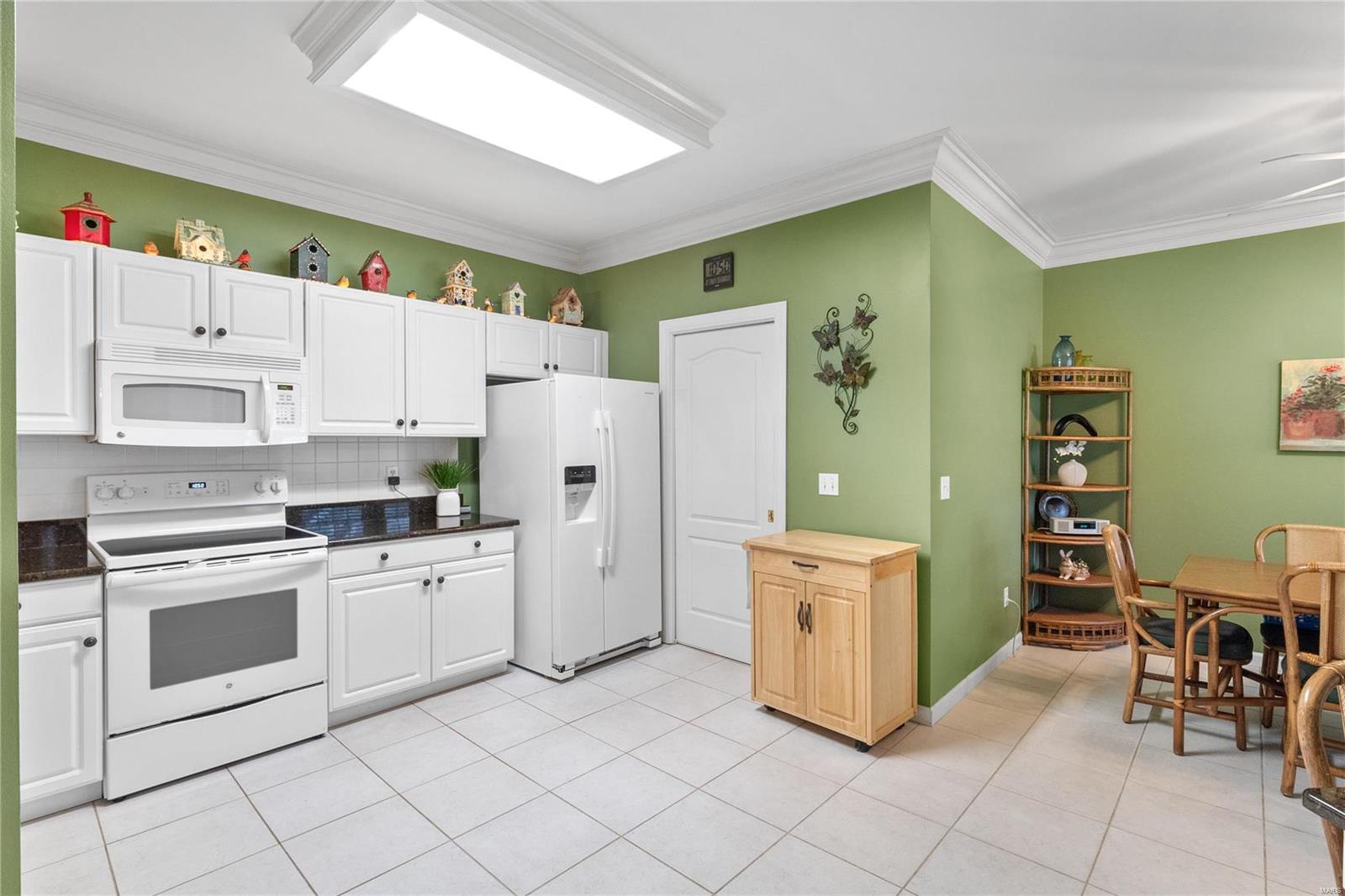 4 Shaelah Drive Unit: 7