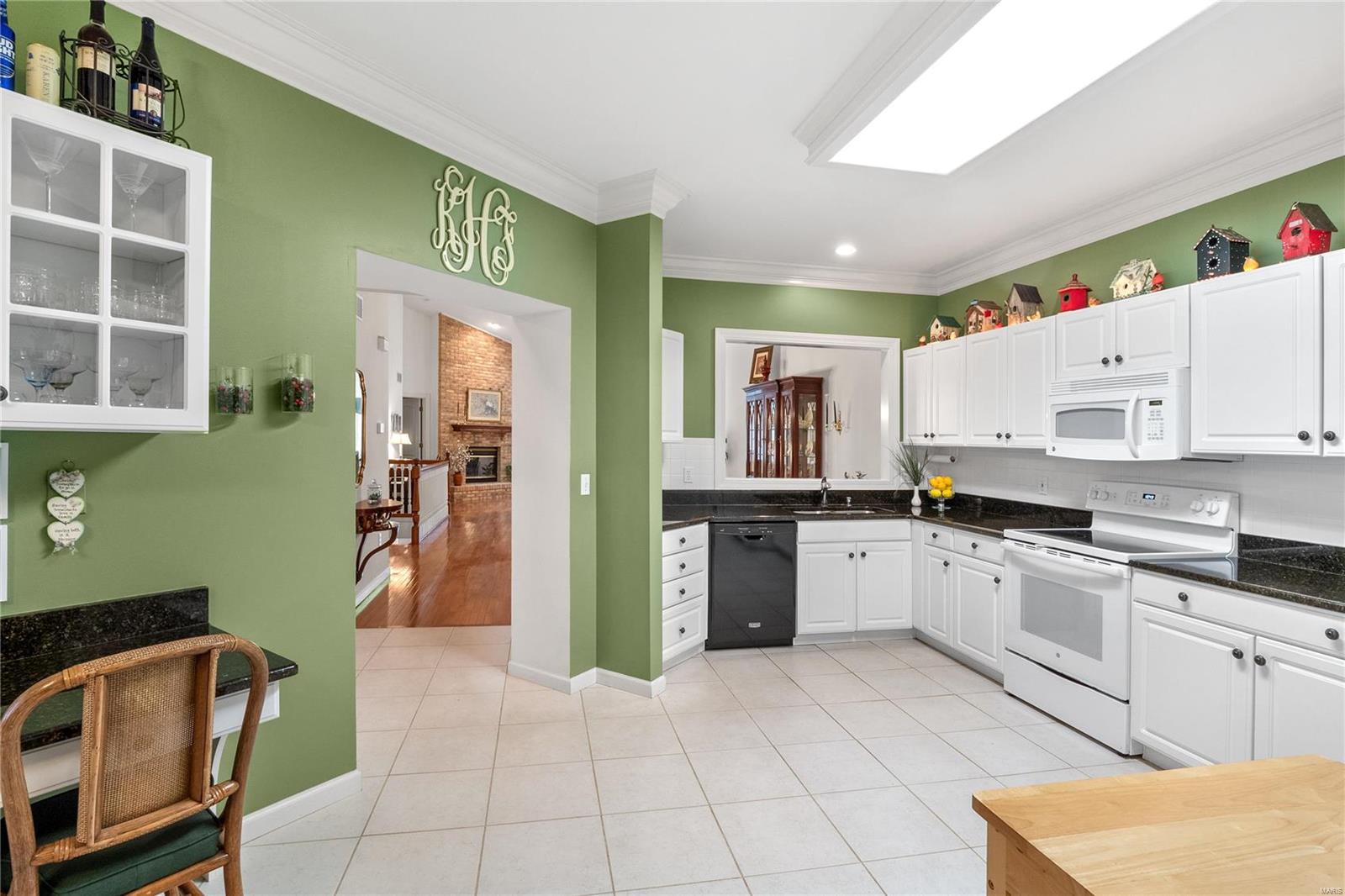 4 Shaelah Drive Unit: 7