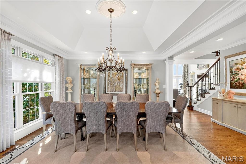 295 Meadowbrook Country Club Est