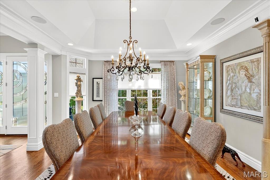 295 Meadowbrook Country Club Est