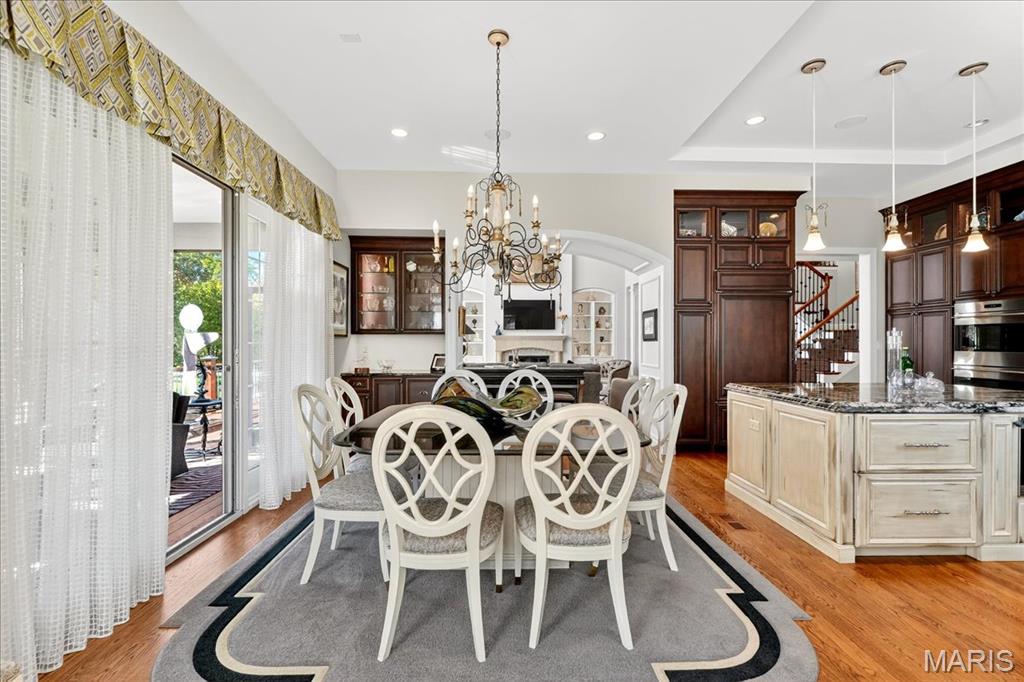 295 Meadowbrook Country Club Est