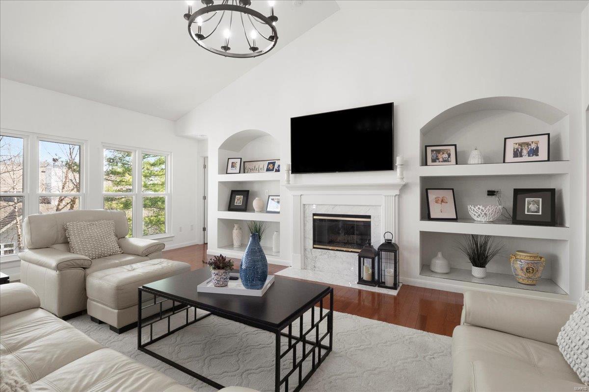 675 Stonebrook